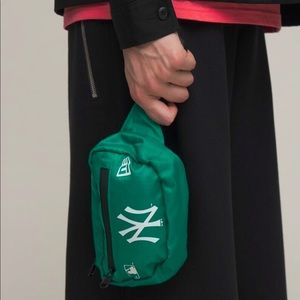 🌃NEW ERA NY CROSSBODY🌃